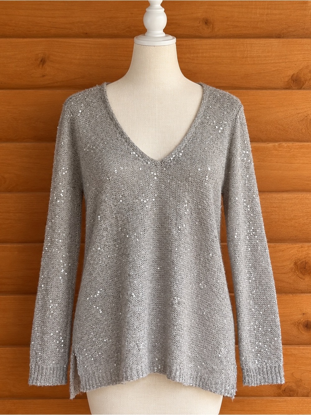 Y2K romantic metallic Silver Sequin V-Neck Women’s knit Sweater size M